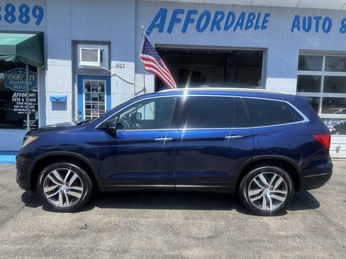 Used 2016 Honda Pilot Touring image 5