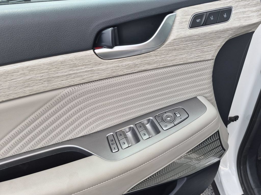 Used 2024 Hyundai Palisade Calligraphy AWD/4WD image 14