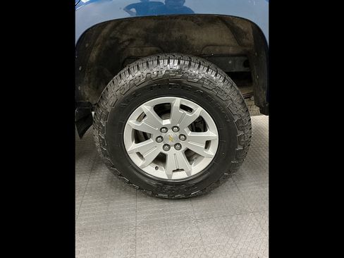 Used 2020 Chevrolet Colorado LT AWD/4WD image 37