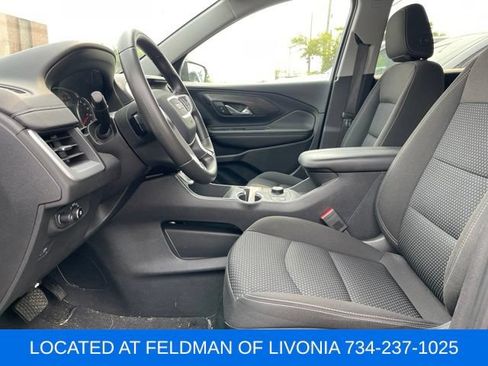 Used 2023 GMC Terrain SLE w/ Driver Convenience Package FWD image 6