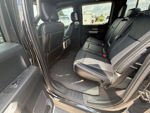 Used 2019 Ford F150 Lariat w/ Equipment Group 502A Luxury AWD/4WD image 11