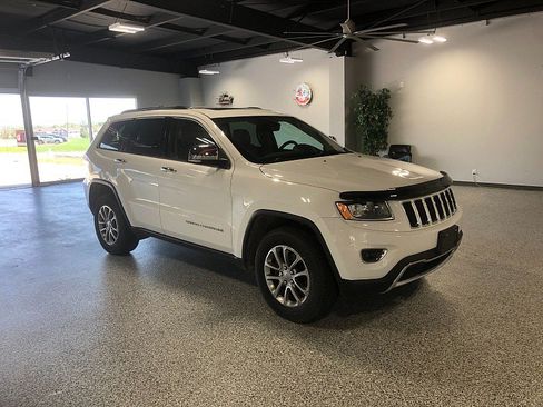 Used 2016 Jeep Grand Cherokee Limited AWD/4WD image 7