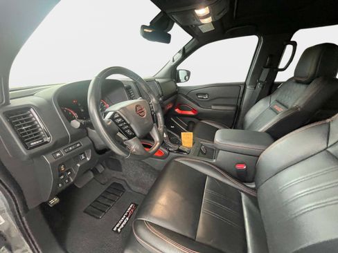 Used 2024 Nissan Frontier PRO-4X w/ Pro Premium Package AWD/4WD image 9