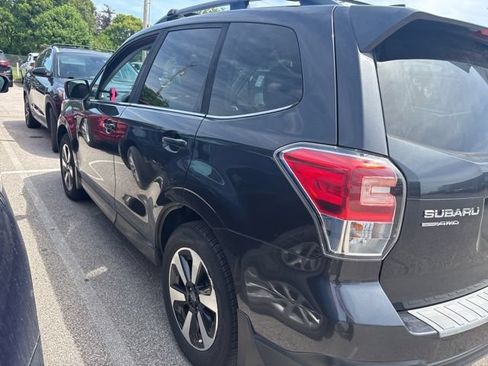 Used 2018 Subaru Forester 2.5i Limited AWD/4WD image 4