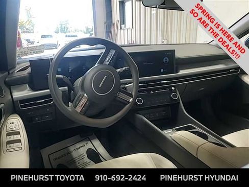 Used 2025 Hyundai Sonata SEL image 14