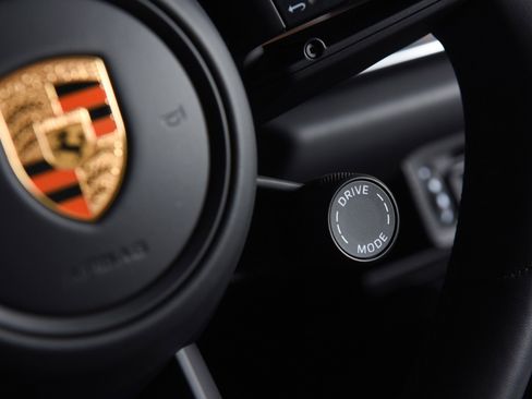 Used 2023 Porsche 911 Sport Classic image 28