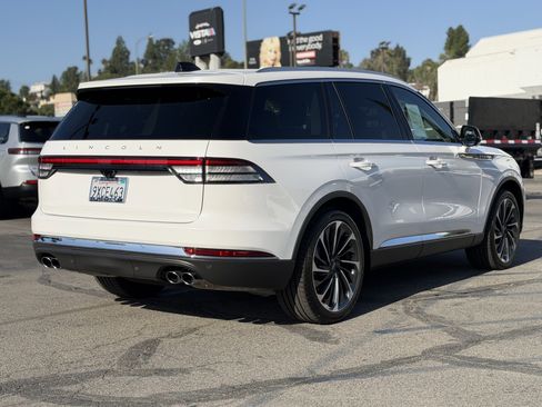 Used 2026 Lincoln Aviator Reserve AWD/4WD image 7