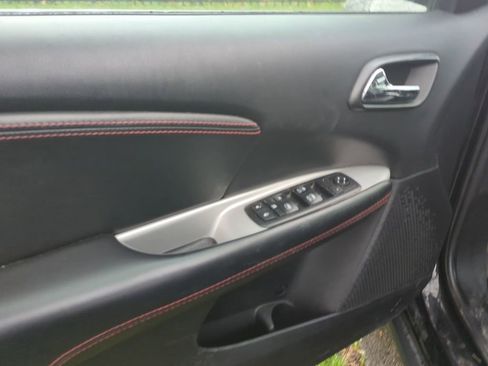 Used 2019 Dodge Journey GT image 9