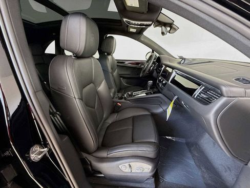 New 2025 Porsche Macan AWD/4WD image 21