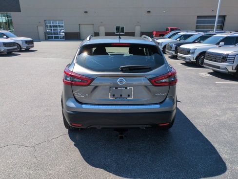 Used 2021 Nissan Rogue Sport SV AWD/4WD image 6