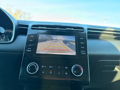 Used 2022 Hyundai Tucson SE w/ Cargo Package image 22