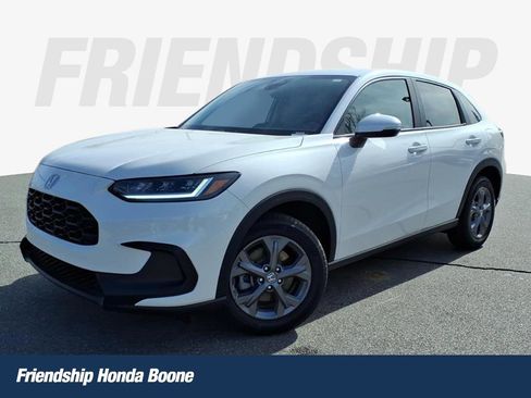 New 2026 Honda HR-V LX image 1