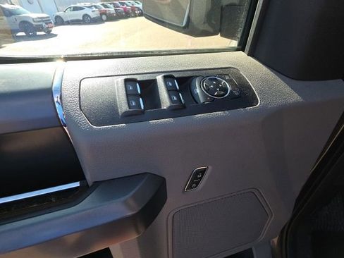 Used 2016 Ford F150 XLT w/ Equipment Group 302A Luxury image 18