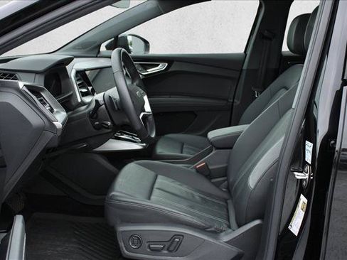 Used 2023 Audi Q4 e-tron Premium Plus w/ Premium Plus RWD image 13