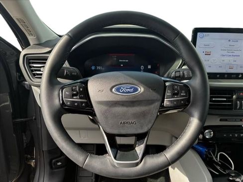 Used 2023 Ford Escape Active w/ Tech Pack #2 FWD image 10