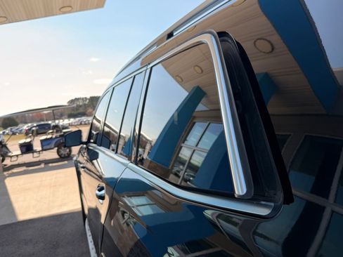 Used 2014 Mercedes-Benz GL 63 AMG 4MATIC image 26