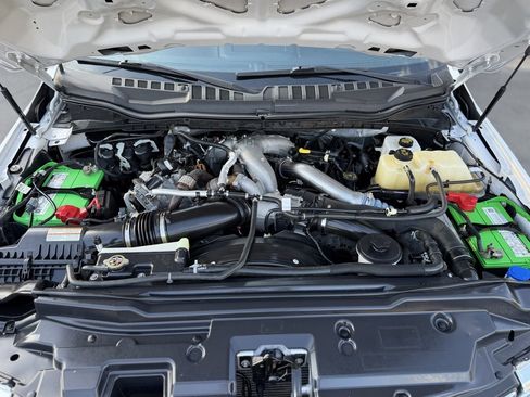 Used 2022 Ford F350 XLT image 6