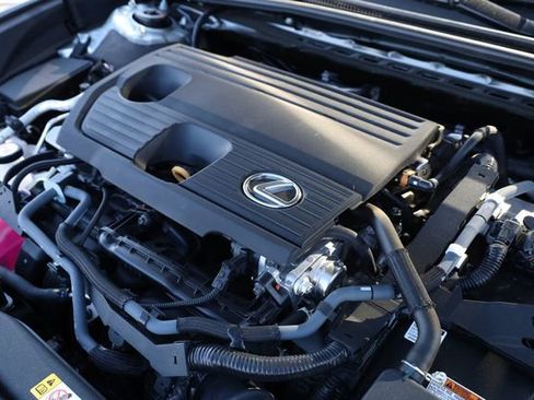 Used 2024 Lexus ES 300h w/ Premium Package image 9