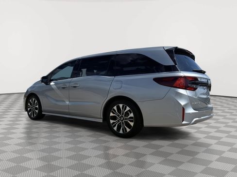Used 2026 Honda Odyssey Elite image 4