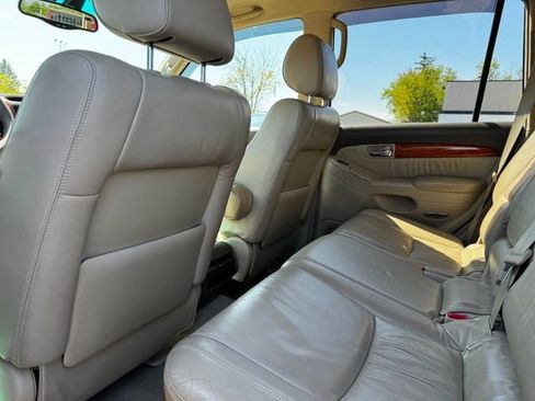 Used 2005 Lexus GX 470 AWD/4WD image 14