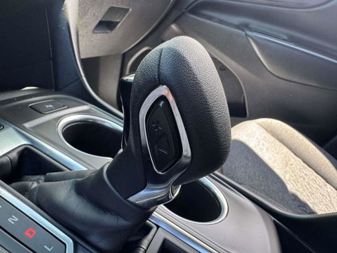 Used 2024 Chevrolet Equinox LT AWD/4WD image 34