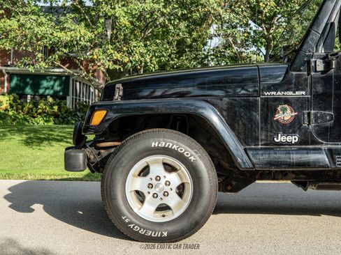 Used 2002 Jeep Wrangler Sahara AWD/4WD image 2