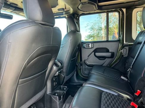 Used 2023 Jeep Wrangler Unlimited Rubicon w/ Dual Top Group AWD/4WD image 29