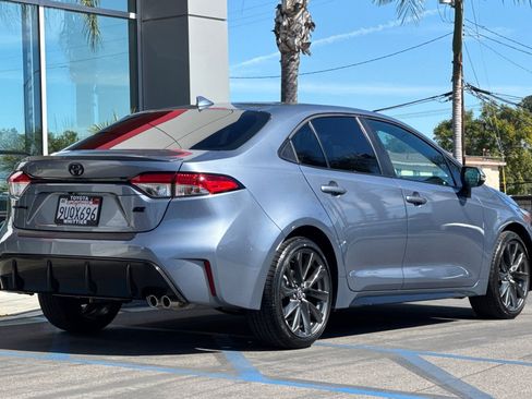 Certified 2025 Toyota Corolla SE image 5