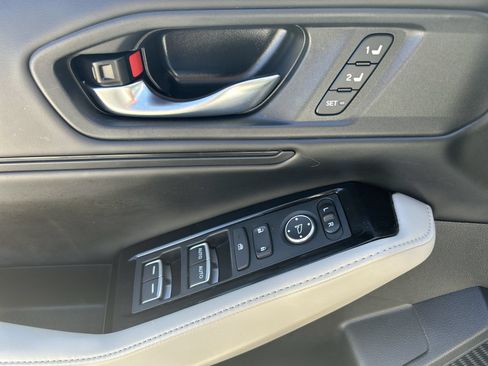 Certified 2023 Honda Accord Touring image 15