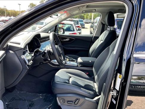 Used 2023 Audi Q7 3.0T Prestige w/ Prestige Package image 21