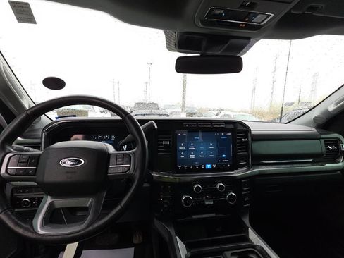 Used 2024 Ford F250 Lariat w/ FX4 Off-Road Package image 8