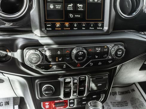 Used 2023 Jeep Wrangler Unlimited Rubicon 392 w/ Xtreme Recon 35" Tire Package AWD/4WD image 22