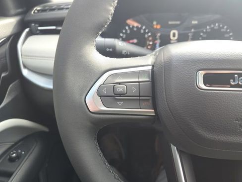 New 2026 Jeep Compass Limited image 13