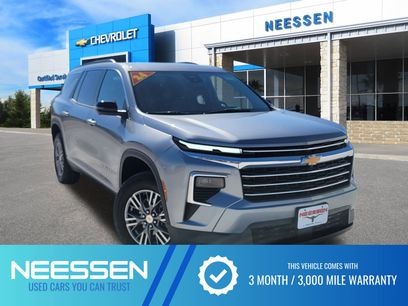 Used 2024 Chevrolet Traverse LT w/ Trailering Package