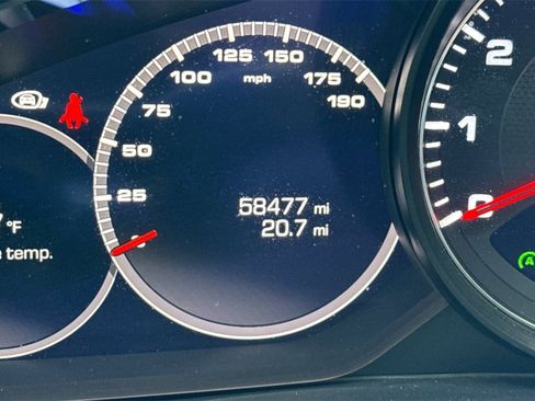 Used 2021 Porsche Cayenne GTS image 32