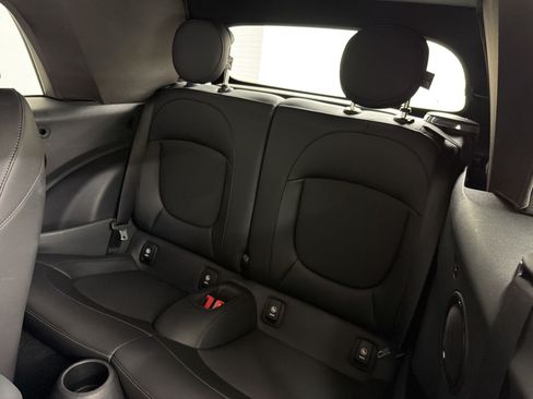 Used 2024 MINI Cooper S FWD image 25