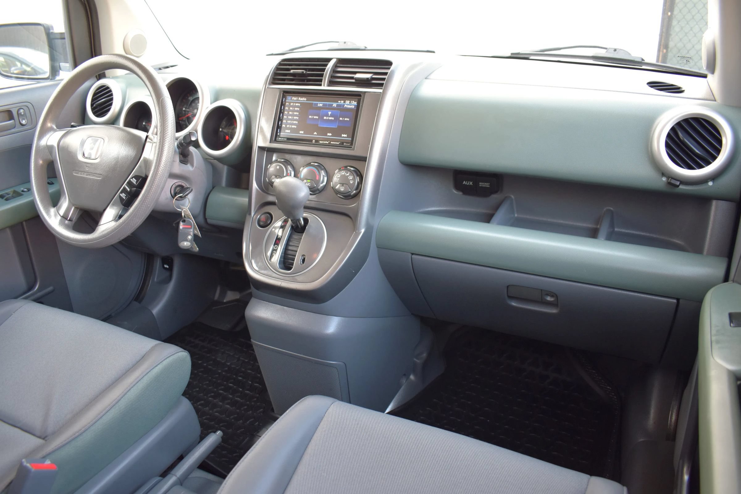Used 2005 Honda Element EX image 12