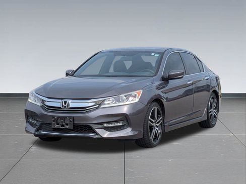 Used 2016 Honda Accord Sport image 9