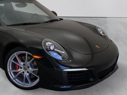 Used 2017 Porsche 911 Carrera S RWD image 2