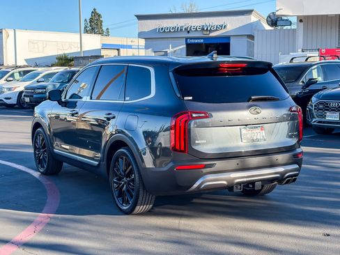 Used 2020 Kia Telluride SX image 2