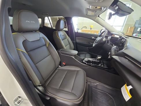 Certified 2025 Chevrolet Trax ACTIV w/ Driver Confidence Package FWD image 36