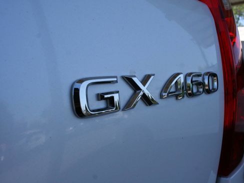 Used 2013 Lexus GX 460 w/ Convenience Pkg AWD/4WD image 11