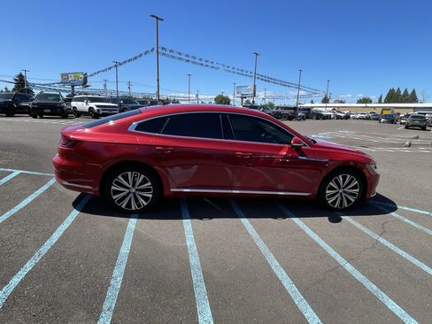 Used 2019 Volkswagen Arteon SE AWD/4WD image 6