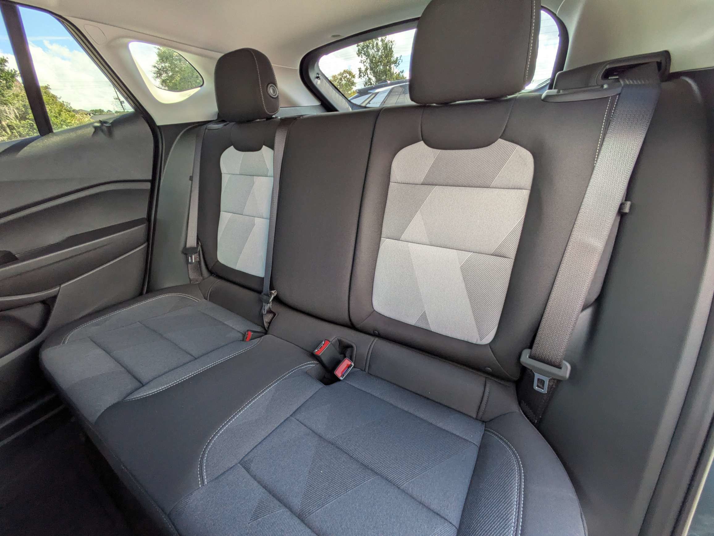 New 2026 Chevrolet Trax LS w/ LS Convenience Package FWD image 8
