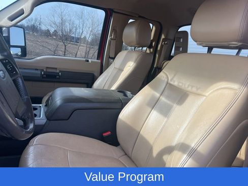 Used 2016 Ford F250 Lariat w/ Chrome Package image 5