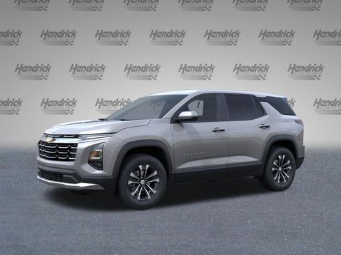 New 2026 Chevrolet Equinox LT FWD image 3