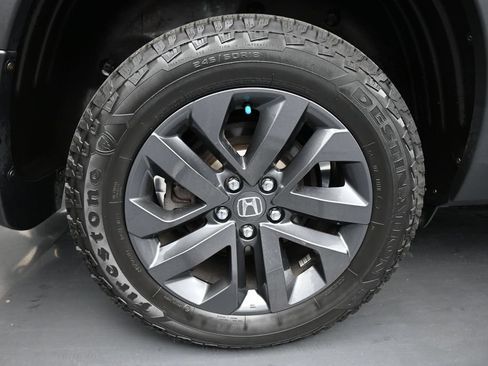 Used 2025 Honda Ridgeline Sport image 30
