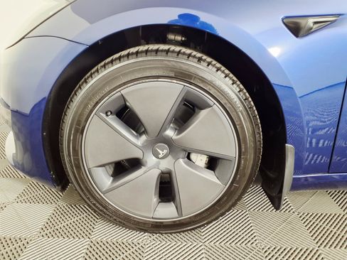 Used 2023 Tesla Model 3 Standard Range RWD image 7