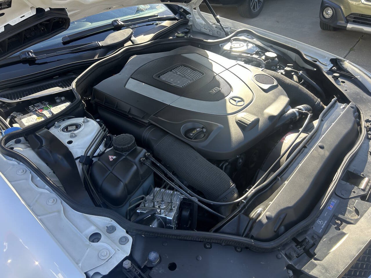 Used 2011 Mercedes-Benz SL 550 image 41