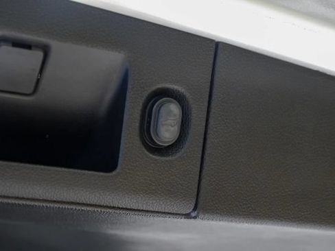 Used 2020 Cadillac Escalade Platinum RWD image 74